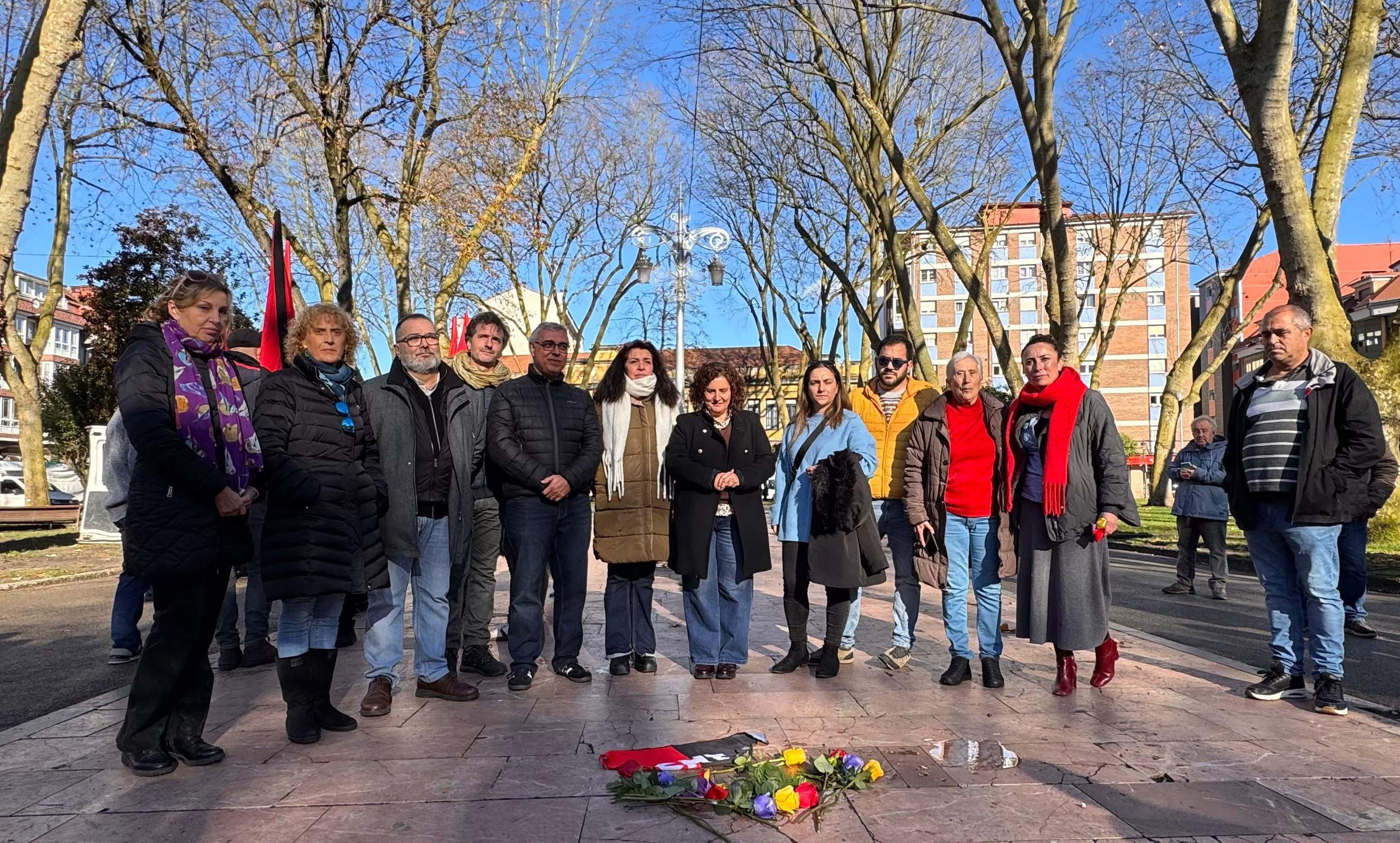 Imagen - Langreo coloca las primeras piedras de la memoria en homenaje a seis vecinos del concejo que fueron víctimas del nazismo